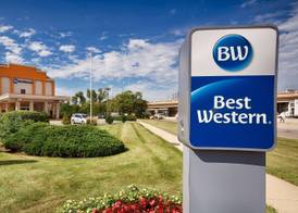 Best Western O'Hare North/Elk Grove Hotel 3