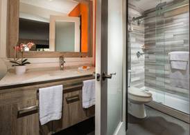 Canoga Hotel 3