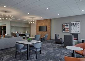 Courtyard by Marriott Madison 4