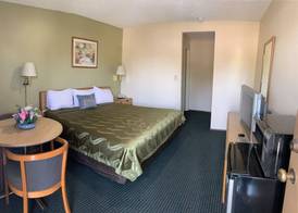 Regency Inn Lakeport 2