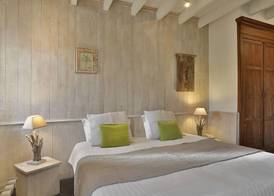 Hotel Le Mas de Castel - Piscine chauffee 5