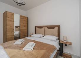 Apartments MNE Peace 3
