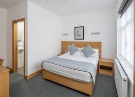 Flexistay Aparthotel Sutton 4