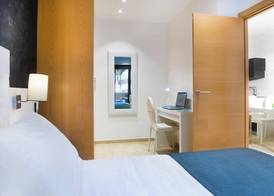 Home to Home Barcelona 4