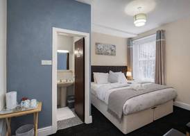 Devon Guest House 4