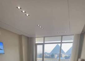 Roone pyramids view inn 5