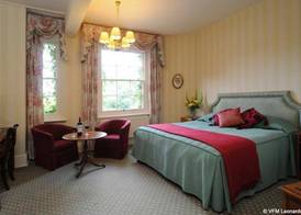 Crown Hotel 2