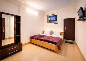 India Hotel - Mall Road Nainital - Lake View 3
