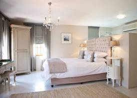 Zorgvliet Wines Country Lodge 4