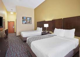 La Quinta Inn & Suites By Wyndham Houston Pasadena North 4