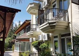 Canada Hotel & Bungalows 3