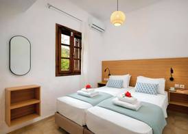 Plaisir Beachside Apts 3