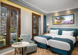 Royan Suites 4