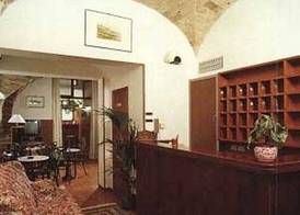 Hotel San Rufino 4