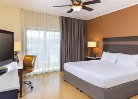 The Pierpont Inn 3