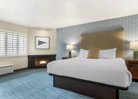 Best Western Plus Beach View Lodge Carlsbad 4