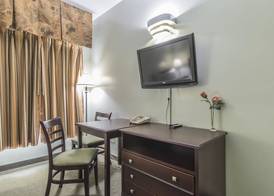 Econolodge Huntsville 4
