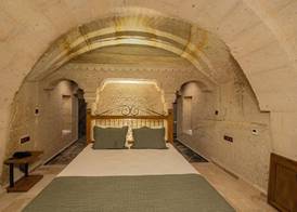 Ares Cave Suites 5
