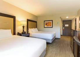 Branson Hillside Hotel 5