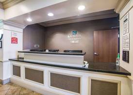 Quality Inn Parsons North 2
