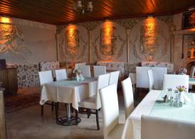 Elite Cave Suites 2