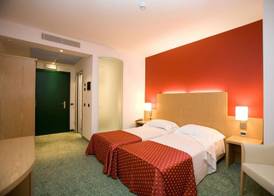 Hotel Senator 4