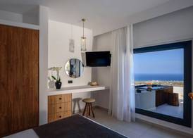 Ryolithos Suites 3