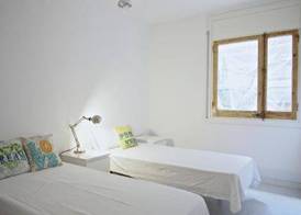 The White Flats Les Corts 5