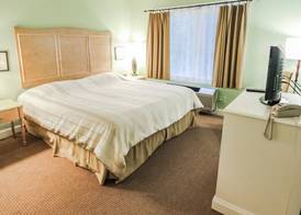 Holly Tree Resort 3