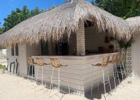 Love Coconut Bungalow 2