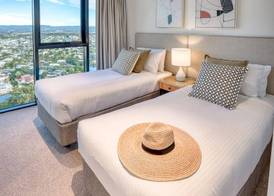 Encore Broadbeach - Official 4