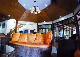 Noni's Resort 3