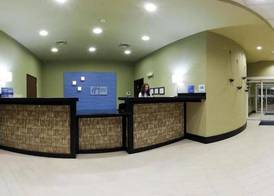 Holiday Inn Express & Suites WAYCROSS by IHG 2