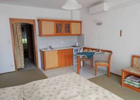Ágnes Hotel 3