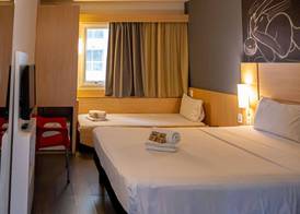 ibis Macae 3