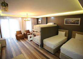 Artist Rooms Suites 5