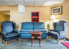 Econo Lodge Manchester 2