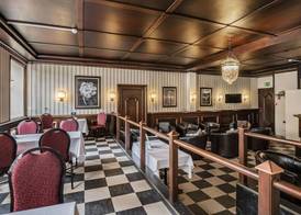 Hotel Vinhuset 5