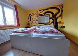 Oldtown Hostel Otter 5