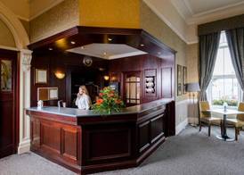 Commodore Hotel 3