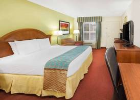 Baymont by Wyndham Orangeburg North 4