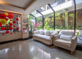The Residence Rajtaevee Hotel 4