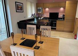 River Tamar Couples Retreat - Dog-Friendly 3