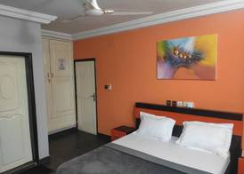 Royal Blue Guest House, Lomé Togo. 3