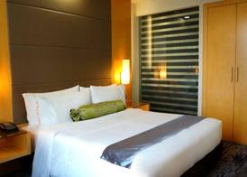 The Waterfront Hotel Kuching 5