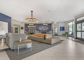 Best Western Plus Marquette Hotel & Suites 2