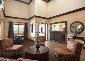 Super 8 by Wyndham Fairview Heights-St. Louis 2
