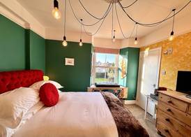 Brightham House - Exclusively for Adults 4