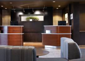 Courtyard by Marriott Oakland Airport 2