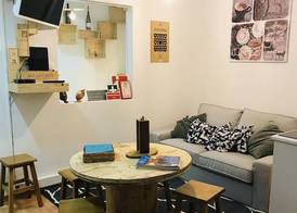 Wine Inn Cascais Guesthouse 4